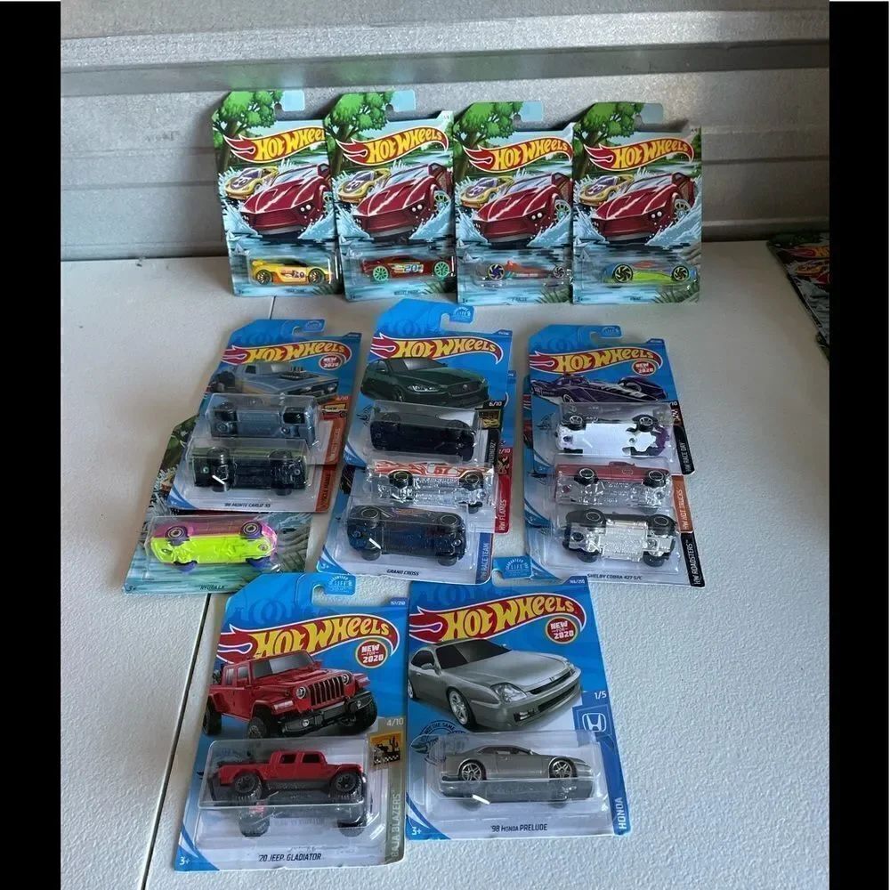 15 New Hot Wheels